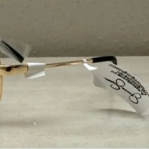 Jessica Simpson Iconic Metal UVA and UVB Protective Aviator Sunglasses - Picture 9 of 13